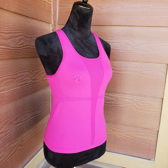 Reebok Play Dry Magenta Pink Women's Size Large Racerback Activewear Tank Top - Picture 15 of 16